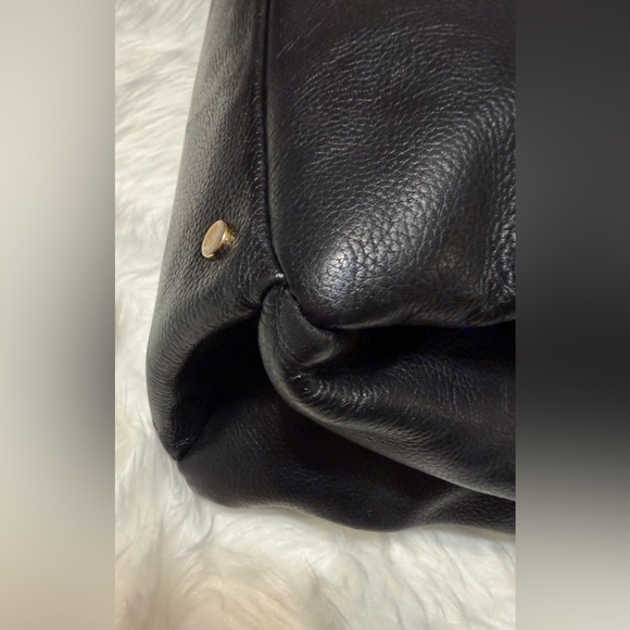 Banana Republic Vintage Hartford Satchel Leather Tote - Picture 8 of 16